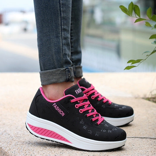 Frauen Casual Mode Atmungsaktiv Dicke Sohle Turnschuhe